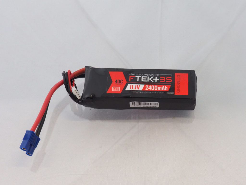 DYMOND F-TEK+ 3S 2400mAh (11,1V) 40C LiPo Pack with LED Indicator (EC3) - HORIZON HOBBY - R&eacute;f&eacute;rence: HSF03199075