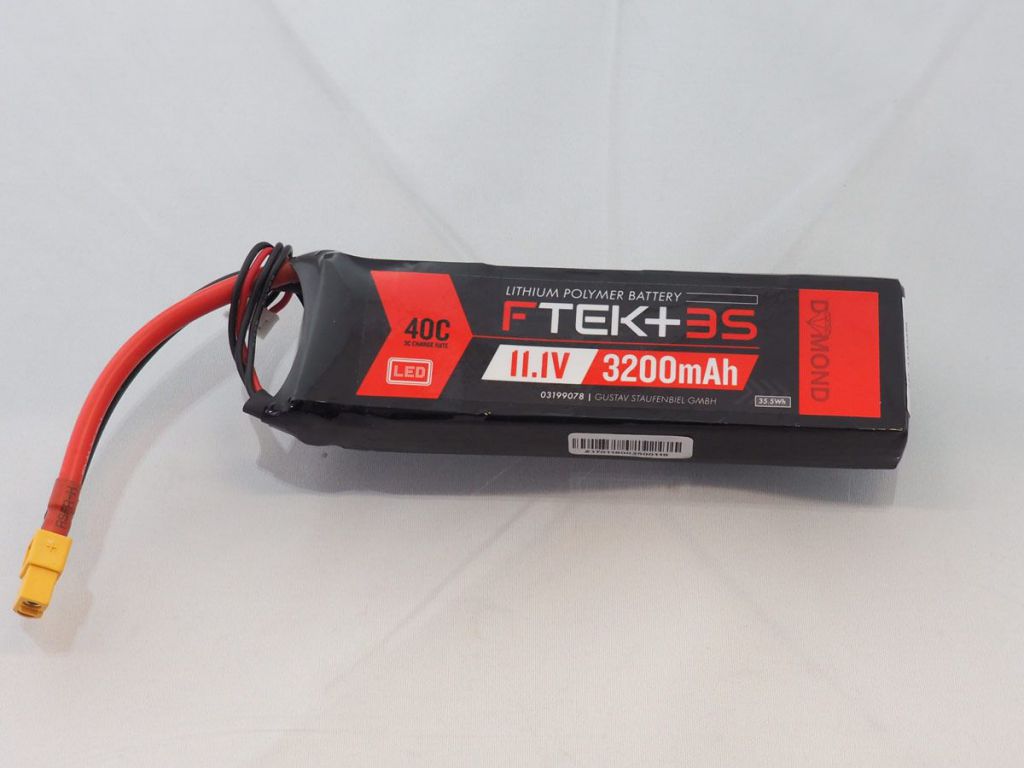 DYMOND F-TEK+ 3S 3200mAh (11,1V) 40C LiPo Pack with LED Indicator (XT60) - HORIZON HOBBY - R&eacute;f&eacute;rence: HSF03199078