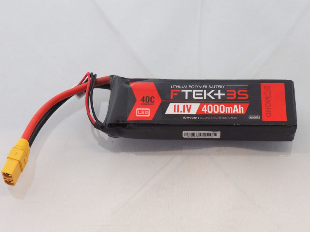 DYMOND F-TEK+ 3S 4000mAh (11,1V) 40C LiPo Pack with LED Indicator (XT90) - HORIZON HOBBY - R&eacute;f&eacute;rence: HSF03199080