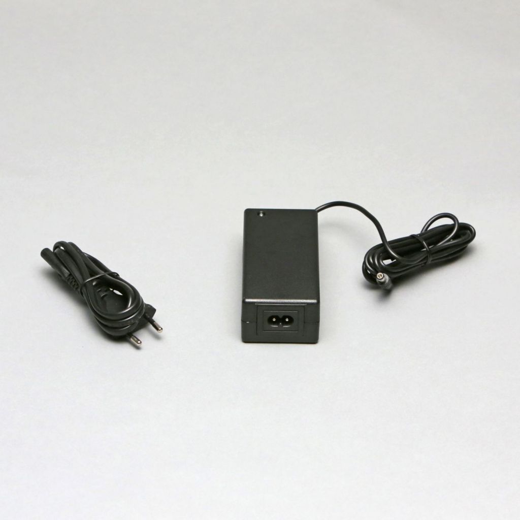 PS1205 Adaptateur secteur 100-240 V AC vers 12V DC, prise EU - HORIZON HOBBY - R&eacute;f&eacute;rence: YUNPS1205EU