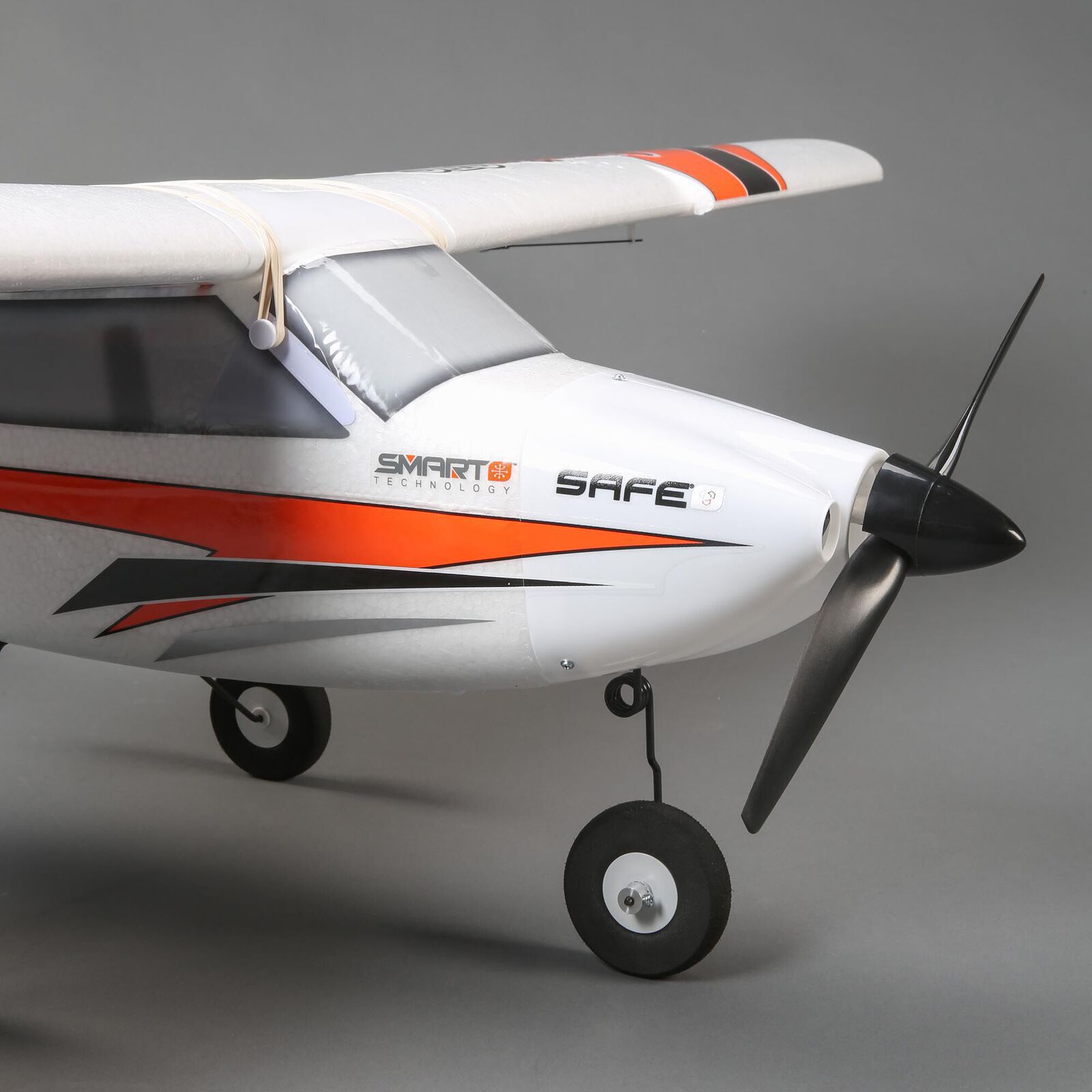 Apprentice STS 1.5m RTF Smart Trainer with SAFE efL37000