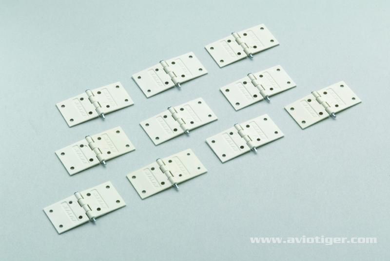 CHARNIERE NYLON AXE METAL PETIT