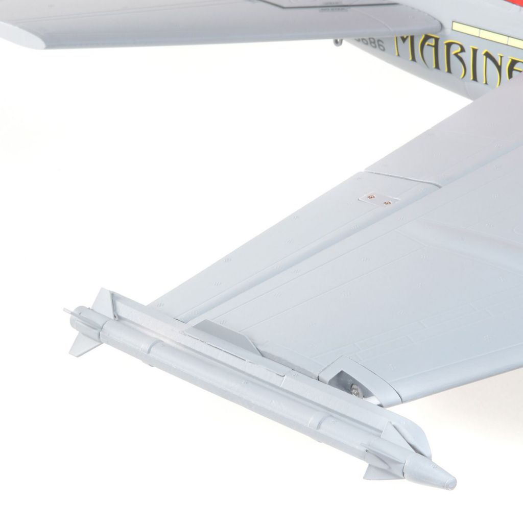 EFL3950 - E-Flite F-18 80mm EDF BNF Basic avec AS3X et SAFE Select - Horizon Hobby