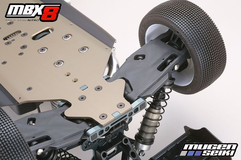 MUGEN MBX8 1/8e TT thermique comp&eacute;tition Nitro - E2021