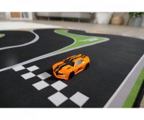  Petite voiture avec syst&egrave;me RC