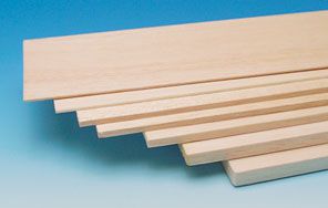 S002002 - Planche de balsa. Epaisseur : 1,5mm. Largeur : 100mm. Longueur : 1000mm. Pi�ce. 