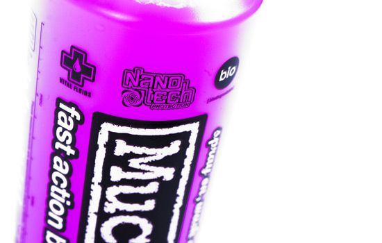Spray nettoyant 1 litre - MCO904CTJ - Pi&egrave;ces et Options MucOff