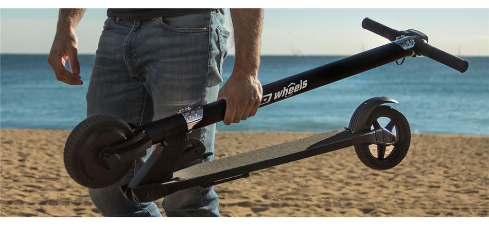 Trottinette &eacute;lectrique pliable - E-Scooter Lightned - NINCO - NH33005
